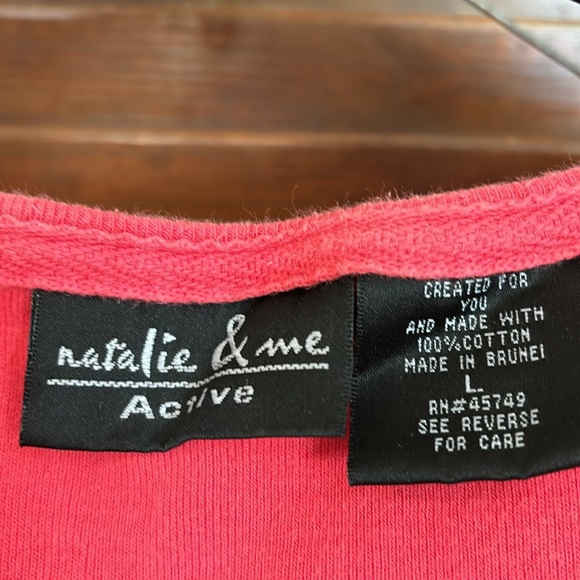 Exercise set with stripes - Picture 3 of 3